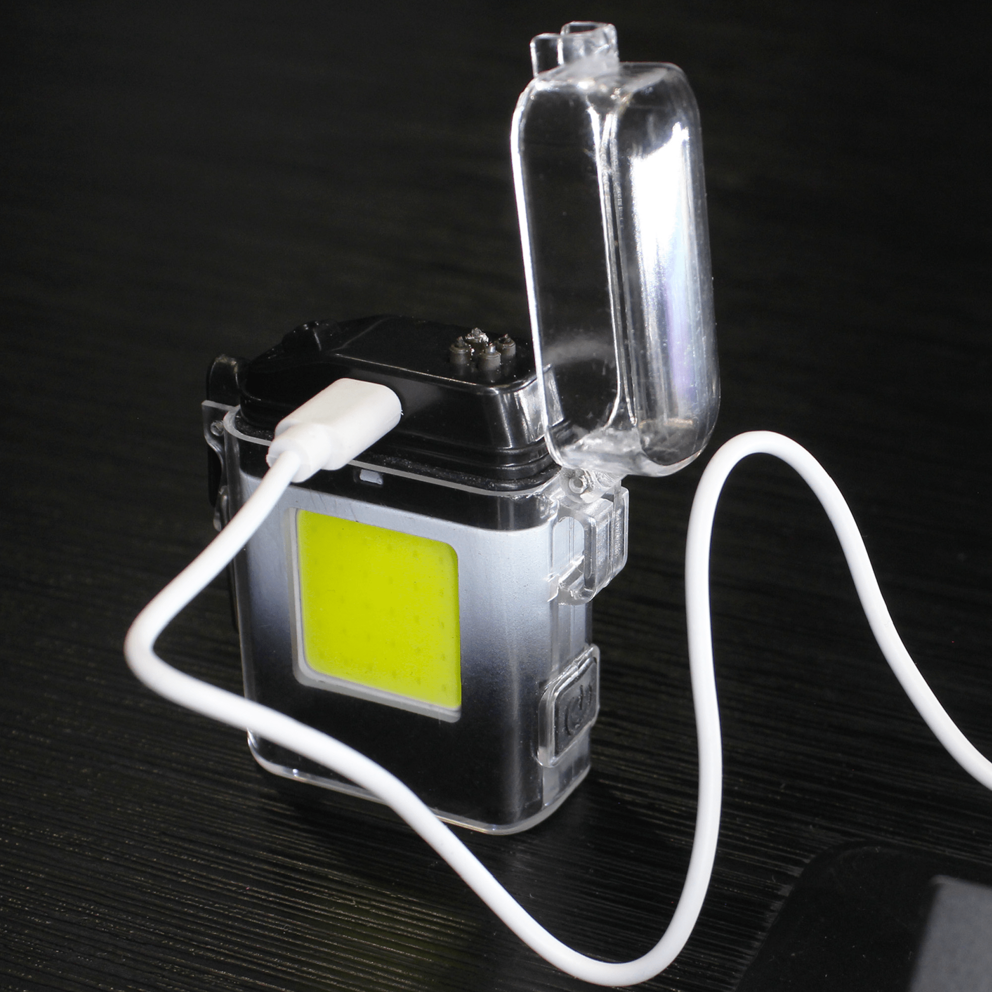 Encendedor de Plasma Recargable con Linterna - CLICK BOX